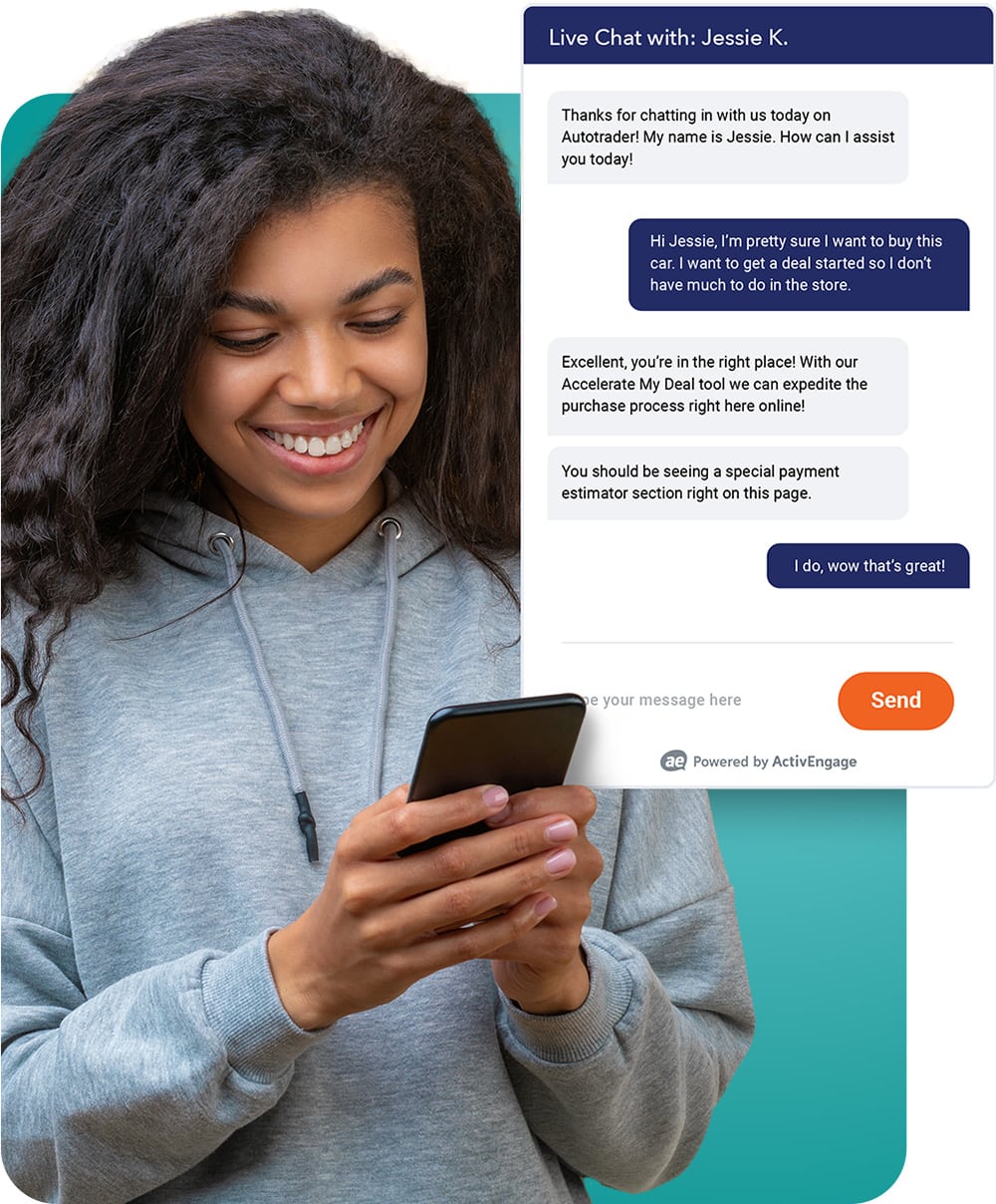 Young woman messaging with an ActivEngage agent on Autotrader.com